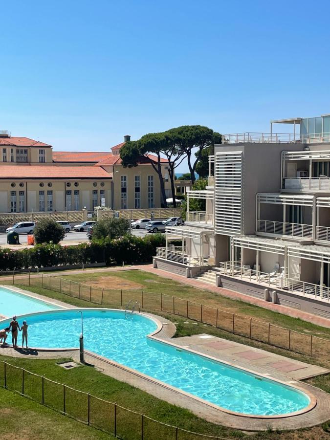 Apartamento A Casa Di Tato Calambrone Exterior foto